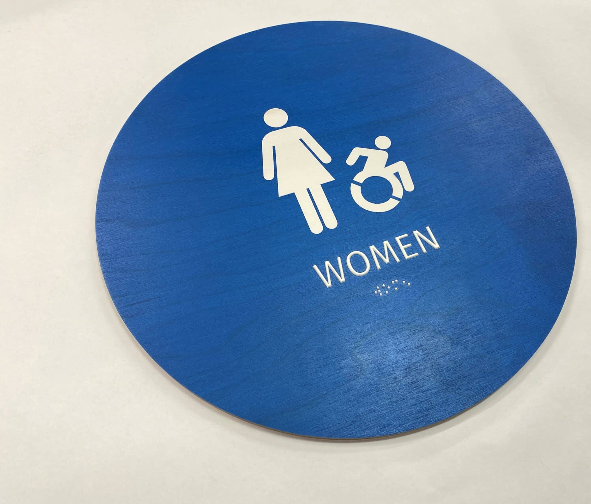 CA restroom signs requirements
